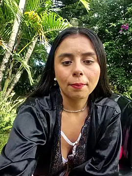 Lunaluxe1001 online show from January 2026 02:32:01 PM