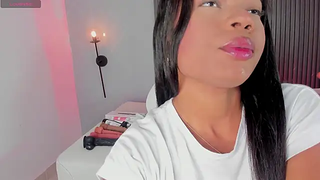 ciara blake online show from June 2026 08:01:02 PM