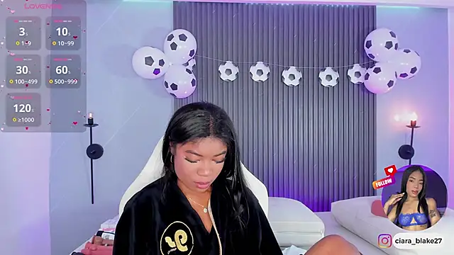 ciara blake online show from June 2026 07:40:01 PM