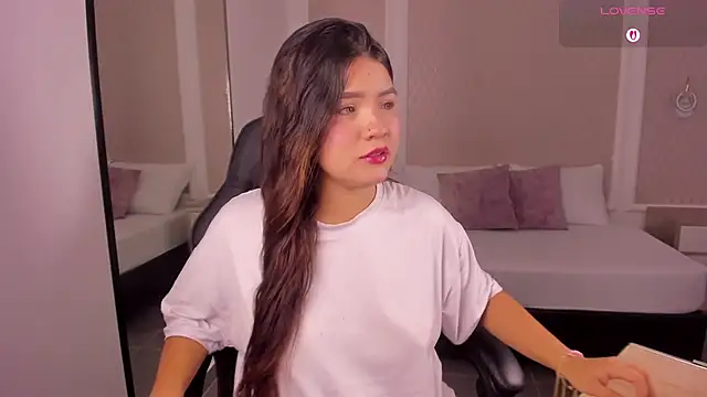 Snapshot of malu_03x chatting on December 2025 02:29:01 AM malu 03x online show from December 2025 02:29:01 AM