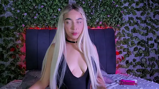 evelin 33 online show from October 2025 10:51:02 PM