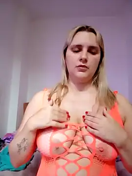 JessicaItalia online show from October 2025 12:05:02 PM