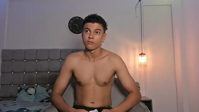 Santy Stump online show from November 2025 08:19:02 PM