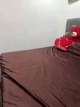 Scarlett 1819 online show from September 2025 02:55:01 PM