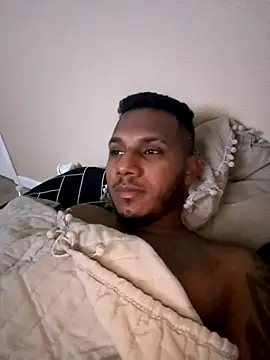 Snapshot of El_matatan_XD123 chatting on November 2025 06:02:01 AM El matatan XD123 online show from November 2025 06:02:01 AM