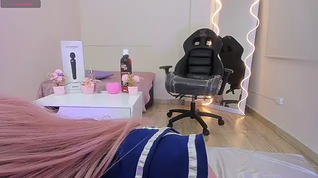 Snapshot of ocean_tay chatting on September 2025 12:10:02 PM ocean tay online show from September 2025 12:10:02 PM