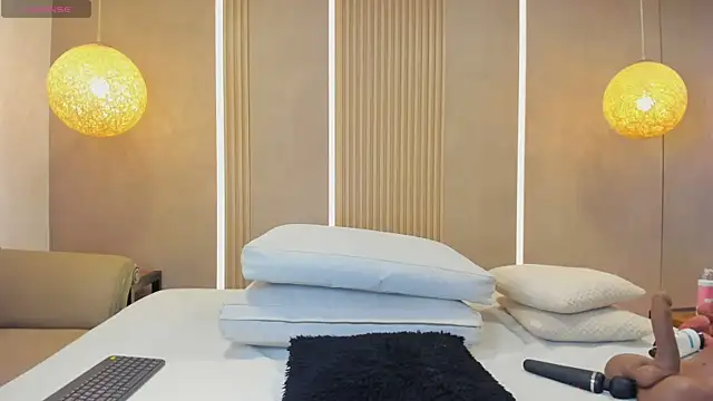 Antonella west online show from December 2025 09:16:01 AM