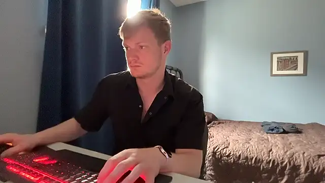 lustylyndon online show from May 2026 06:46:01 PM