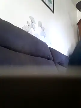 Snapshot of Vince072 chatting on October 2025 07:38:01 AM Vince072 online show from October 2025 07:38:01 AM