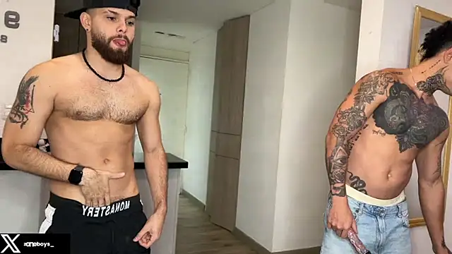 Snapshot of zoneboys chatting on February 2026 11:05:02 PM zoneboys online show from February 2026 11:05:02 PM