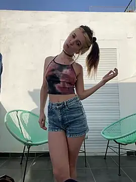 strangers2lovers online show from March 2026 03:47:01 PM