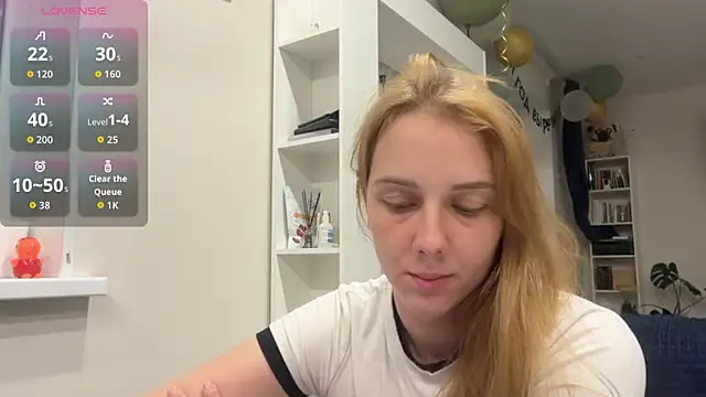 Aggy Ann online show from May 2026 07:00:02 PM