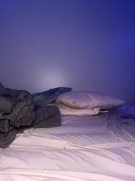 lovergirll555 online show from February 2026 11:16:02 PM