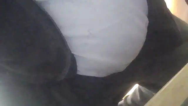 latexsub75 online show from November 2025 02:22:01 AM