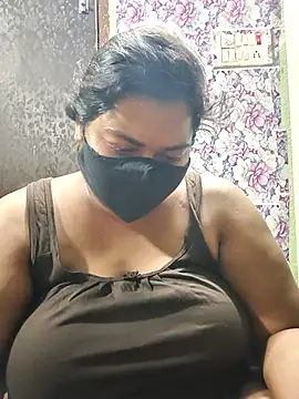 Liyaa 24 online show from April 2026 06:46:02 PM