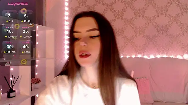 HolyMiax online show from October 2025 03:47:01 AM