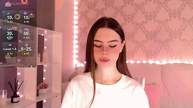 HolyMiax online show from October 2025 03:31:02 AM