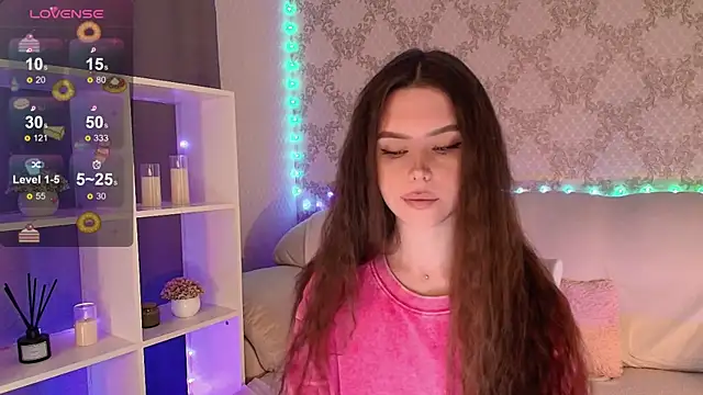 HolyMiax online show from May 2026 04:07:02 AM