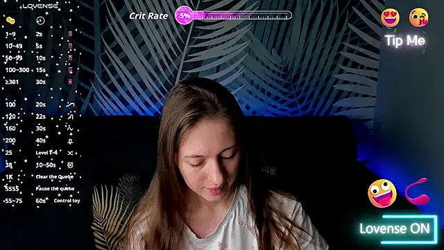 Snapshot of ChristyCrayme chatting on February 2026 10:06:01 PM ChristyCrayme online show from February 2026 10:06:01 PM