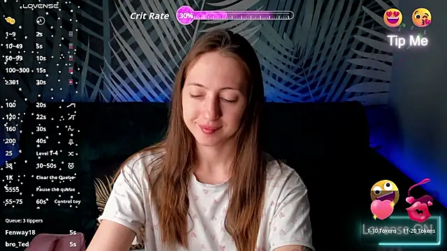 Snapshot of ChristyCrayme chatting on February 2026 10:10:02 PM ChristyCrayme online show from February 2026 10:10:02 PM