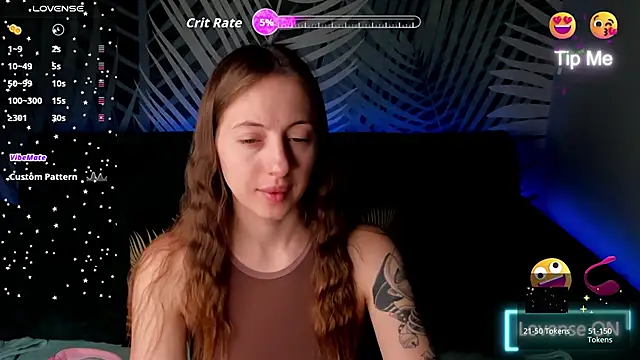 Snapshot of ChristyCrayme chatting on March 2026 10:03:01 PM ChristyCrayme online show from March 2026 10:03:01 PM