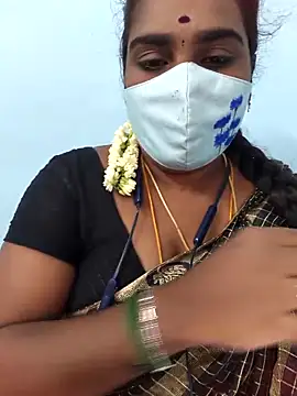 Snapshot of Tamil_riyalini12 chatting on December 2025 05:51:02 PM Tamil riyalini12 online show from December 2025 05:51:02 PM