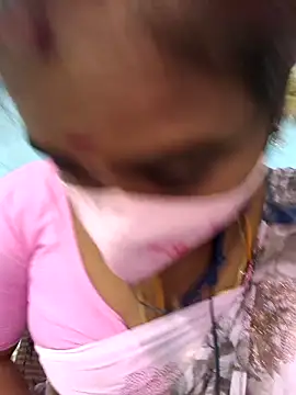 Snapshot of Tamil_riyalini12 chatting on December 2025 05:08:02 PM Tamil riyalini12 online show from December 2025 05:08:02 PM