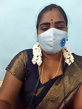 Snapshot of Tamil_riyalini12 chatting on February 2026 12:33:01 PM Tamil riyalini12 online show from February 2026 12:33:01 PM