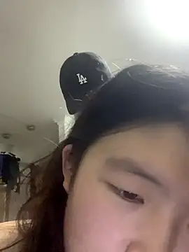 Hui521 online show from October 2025 04:36:02 PM