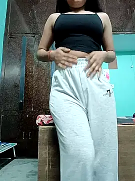 Snapshot of Sexy_Yasmin chatting on October 2025 10:41:01 AM Sexy Yasmin online show from October 2025 10:41:01 AM