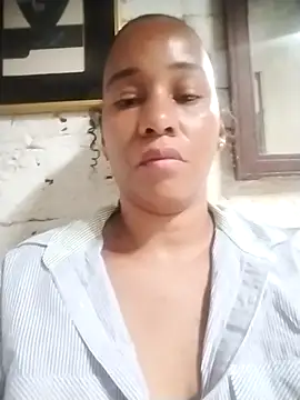 Snapshot of EbonyHorrny chatting on October 2025 03:13:01 PM EbonyHorrny online show from October 2025 03:13:01 PM