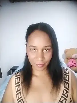 Snapshot of EbonyHorrny chatting on November 2025 01:50:01 AM EbonyHorrny online show from November 2025 01:50:01 AM