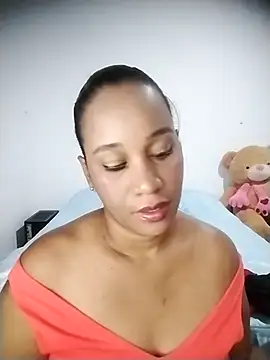 Snapshot of EbonyHorrny chatting on November 2025 12:26:01 PM EbonyHorrny online show from November 2025 12:26:01 PM