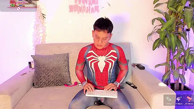 Snapshot of Young_Ben chatting on November 2025 11:56:01 AM Young Ben online show from November 2025 11:56:01 AM