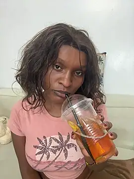 Lil-shawrie online show from May 2026 12:19:02 AM