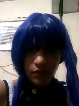 famousfox-69 online show from October 2025 08:04:01 AM