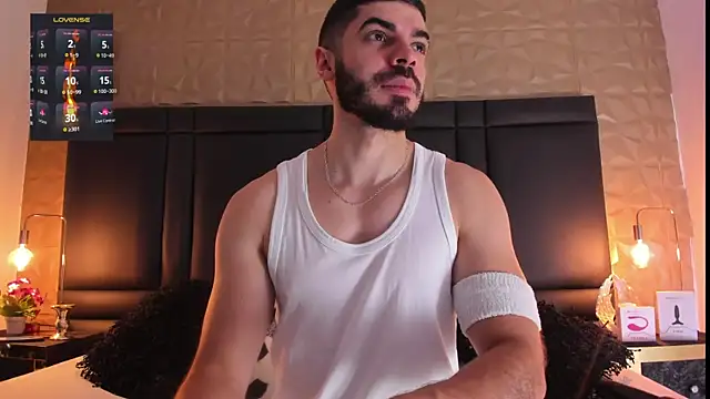 AxelThompson  online show from October 2025 11:52:01 AM