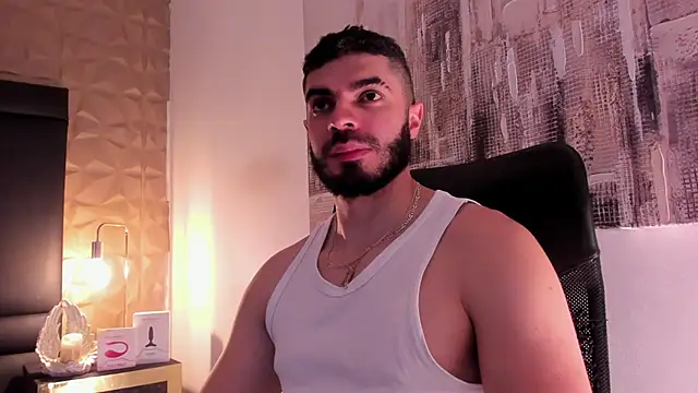 AxelThompson  online show from October 2025 01:06:02 PM