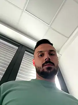 yourdreamboy17 online show from September 2025 03:16:02 PM