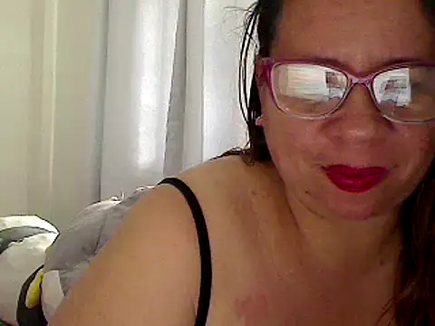 luciana69hot online show from February 2025 05:28:01 PM