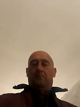 Snapshot of maurizio1169 chatting on April 2026 06:22:02 AM maurizio1169 online show from April 2026 06:22:02 AM