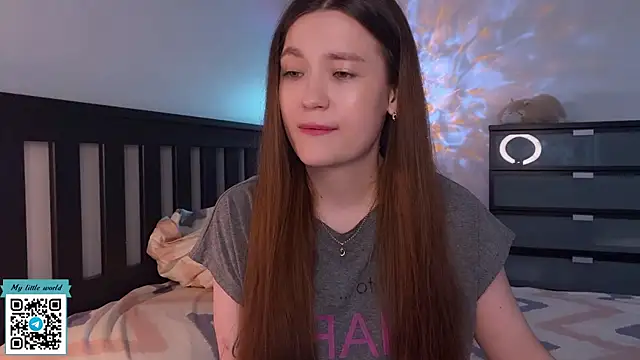 Snapshot of mia_here chatting on September 2025 10:37:01 AM mia here online show from September 2025 10:37:01 AM