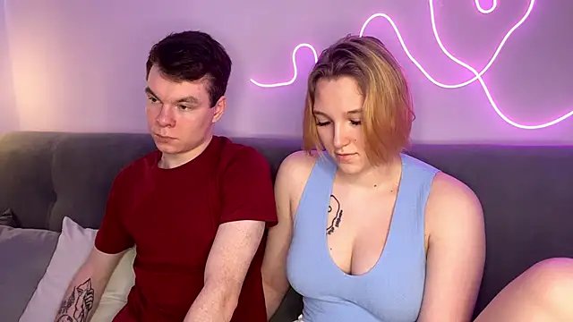 Snapshot of julielourens chatting on October 2025 08:14:02 AM julielourens online show from October 2025 08:14:02 AM