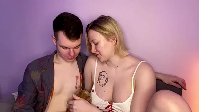 julielourens online show from March 2026 07:56:02 AM