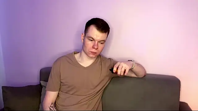 julielourens online show from March 2026 07:36:02 AM