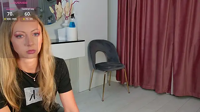 SiennaPierce online show from July 2026 11:37:02 AM