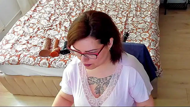 Snapshot of Squirt_Kimm chatting on April 2026 11:15:02 AM Squirt Kimm online show from April 2026 11:15:02 AM