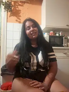 Snapshot of Melissa10 chatting on October 2025 10:10:01 PM Melissa10 online show from October 2025 10:10:01 PM