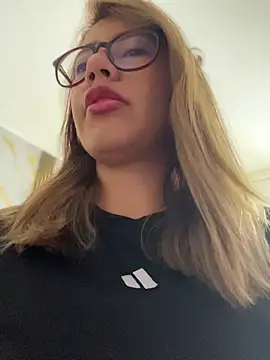 sara calderon online show from October 2025 01:20:01 PM