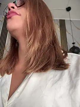 sara calderon online show from December 2025 01:29:02 PM